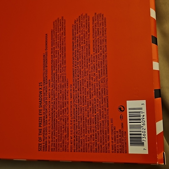 MAC size of the prize eye shadow X 25 - Picture 12 of 12